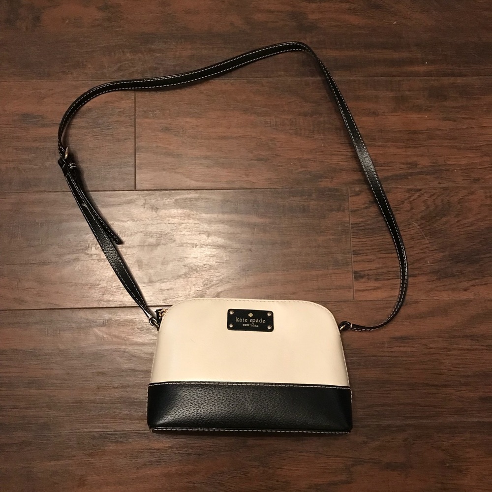 Kate spade cross body bag